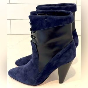 Veronica Beard Hawthorne Boots Navy Suede with Black Leather Trim. Lace Up. EUC